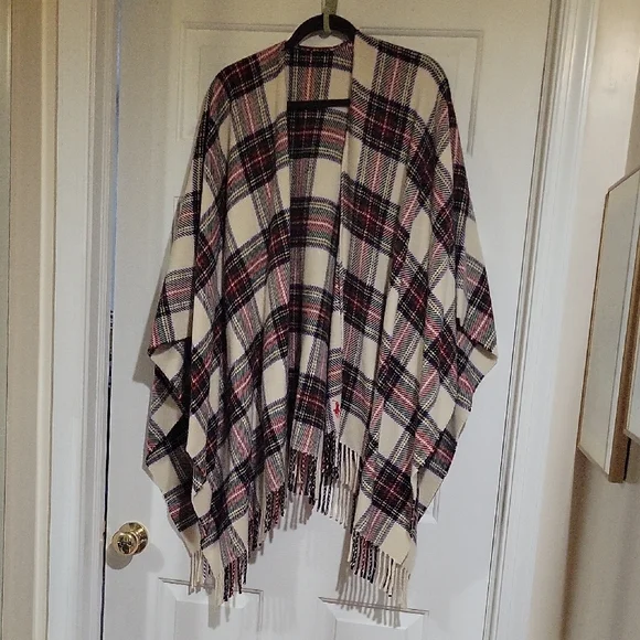 Ralph Lauren Vintage Plaid Fringe Shawl - Picture 2 of 14